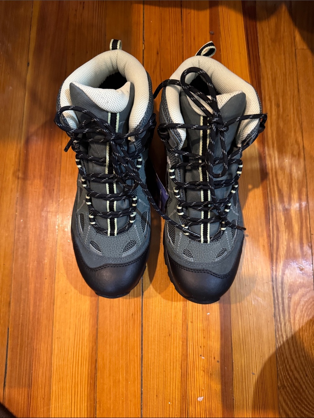 Salomon Green and Black Hiking Boots - Lace-Up Trail Shoes